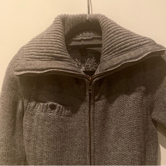 Nobis Cartigan Zip Up Grey Lambs Wool Knit with Tweed accents - Picture 4 of 16